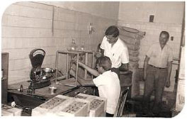 Primeiro laboratório de desenvolvimento em 1963
